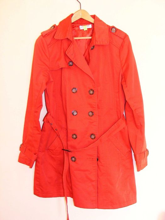 009/Płaszcz damski wiosna-jesień Camaieu czerwony rozm 40
