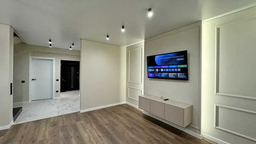 Таунхаус з ремонтом та частково з меблями всього в 8хв від стометрівки