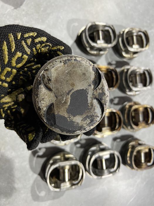 Поршень БМВ Е46 Е39 Е60 М54 2.2 бензин 320і 520і Поршні