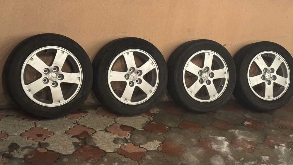 Диски R16 5x114.3 с резиной Mitsubishi Мазда Ниссан Хонда Рено Сузуки