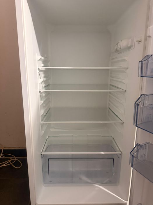 Frigorífico 146x54