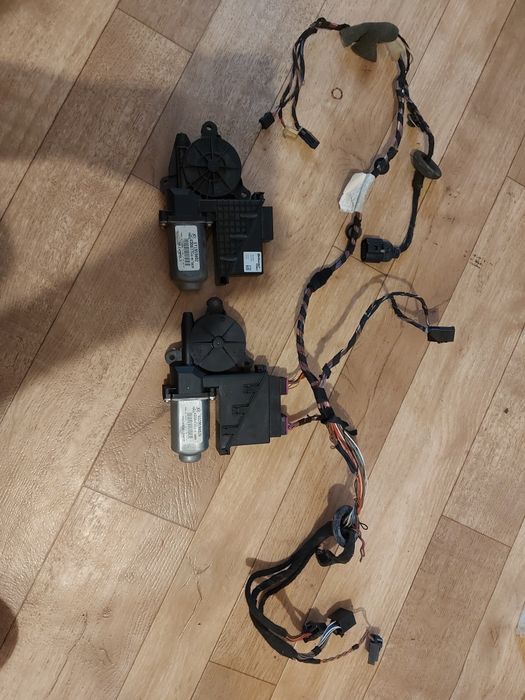 Моторчик проводка водительской двери стеклоподьемника fabia roomster