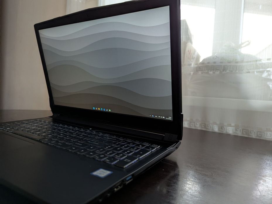 Ігровий ноутбук  (ОЗУ 16Гб DDR) Nvidia geforce Gtx 1050 Intel core i 7