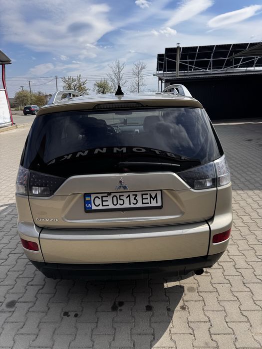 Mitsubishi Outlander II