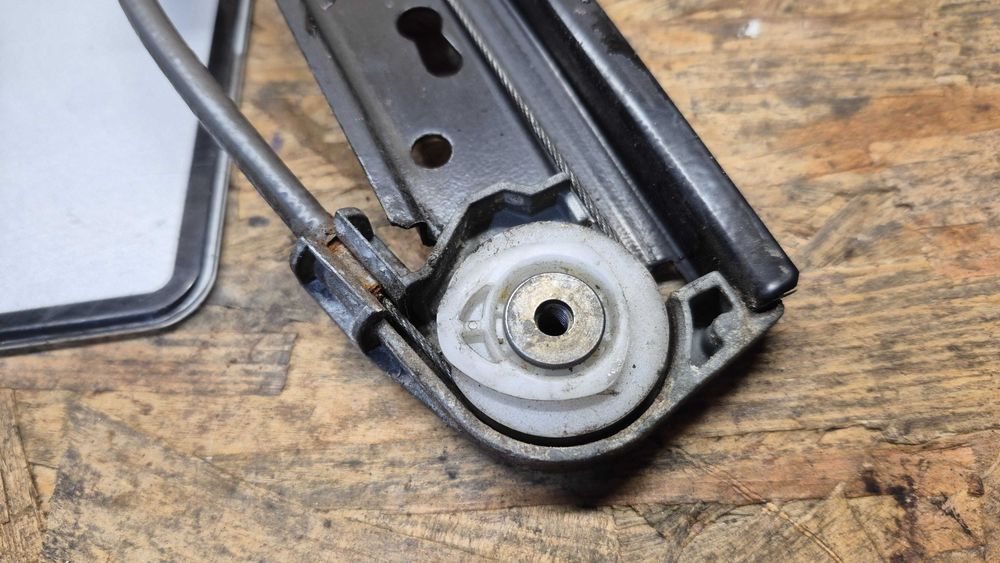 AUDI A4 B6-B7 (8E)-ELEVADOR VIDRO FRENTE ESQUERDO 8E0.837461B ORIGINAL