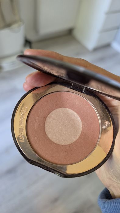 Charlotte Tilbury róż