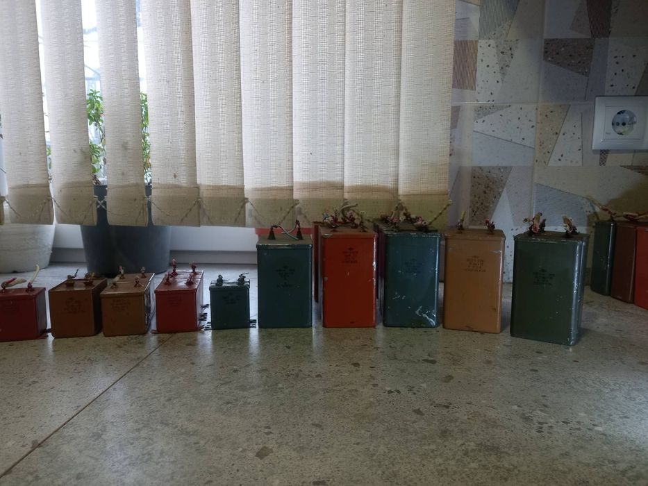 Конденсаторы производство СССР все проверены в рабочем порядке.