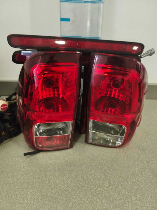 caixa para carrinha toyota hilux