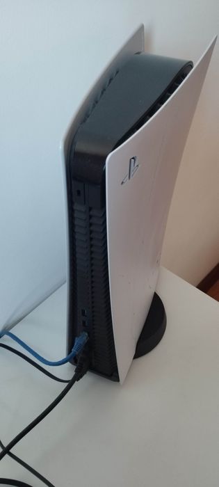 PS5 com leitor CDs + Volante Thrustmaster T300 RS GT + Jogos (Negociável)