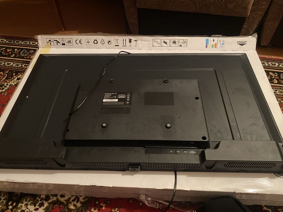 Телевізор Grunhelm