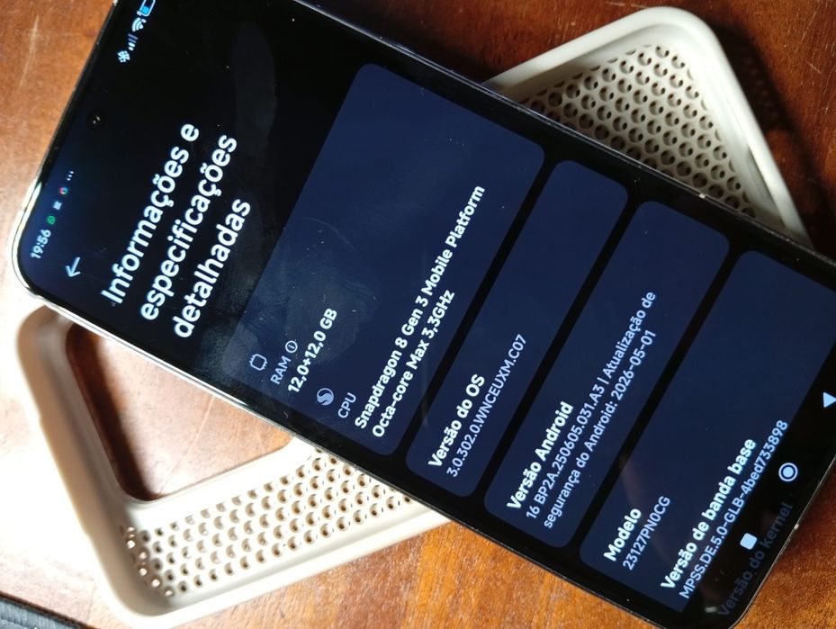Xiaomi 14 como novo