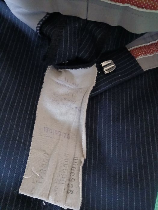 Elegancki garnitur męski  .