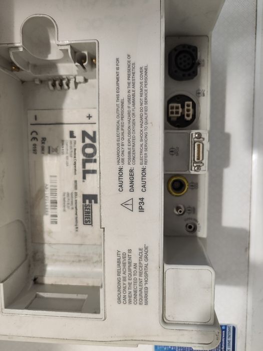 Defibrylator Zoll M,M Series CCT, E Series 12 EKG spo2 CO2 etco2 nibp