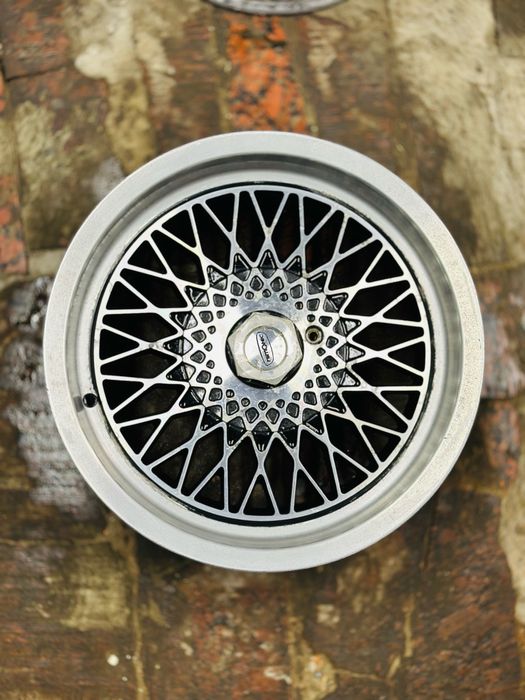 5x112 r16 8j et35 Remotec old school