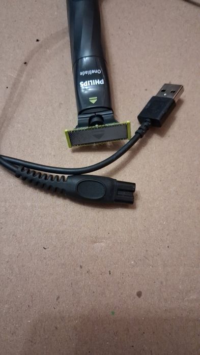 Електростанок Philips OneBlade