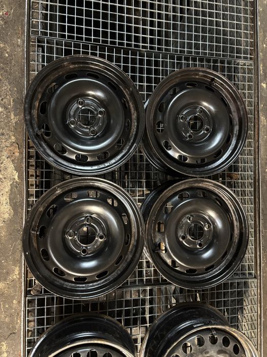 GG212 Felgi stalowe 15” 4x108 Ford czujniki TPMS