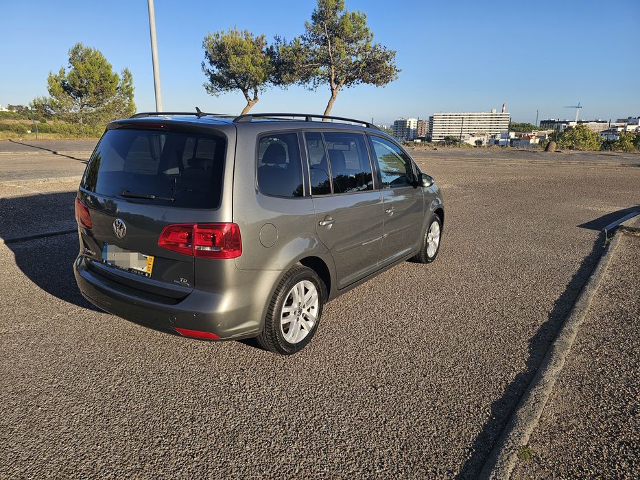 Vw Touran 1.6 Diesel - 7 Lugares