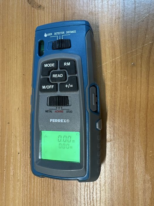 Detektor wielofunkcyjny Ferrex