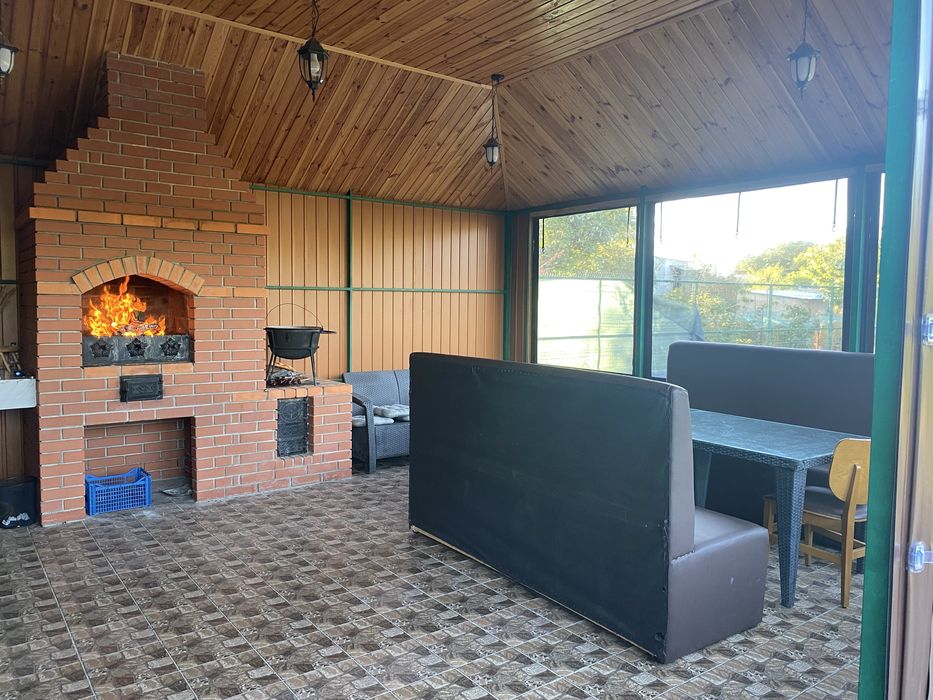 Будинок біля моря подобово