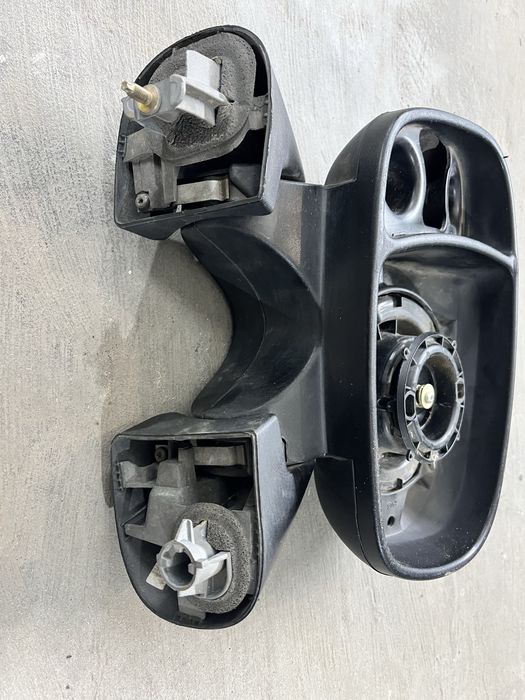 Боковое зеркало левое Renault Trafic Vivaro Primastar