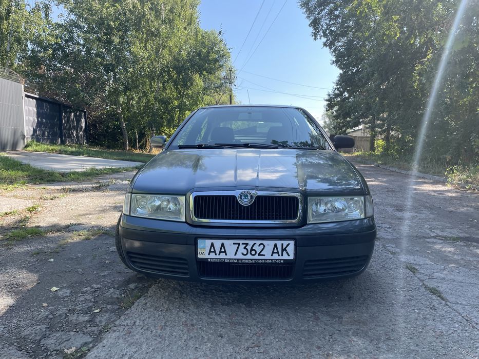 Шкода Октавія тур 1,6 MPI