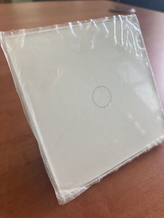 Włącznik dotykowy wifi biały pojedynczy led szkło