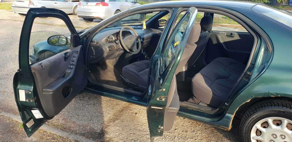 Chrysler Stratus 2.0 E