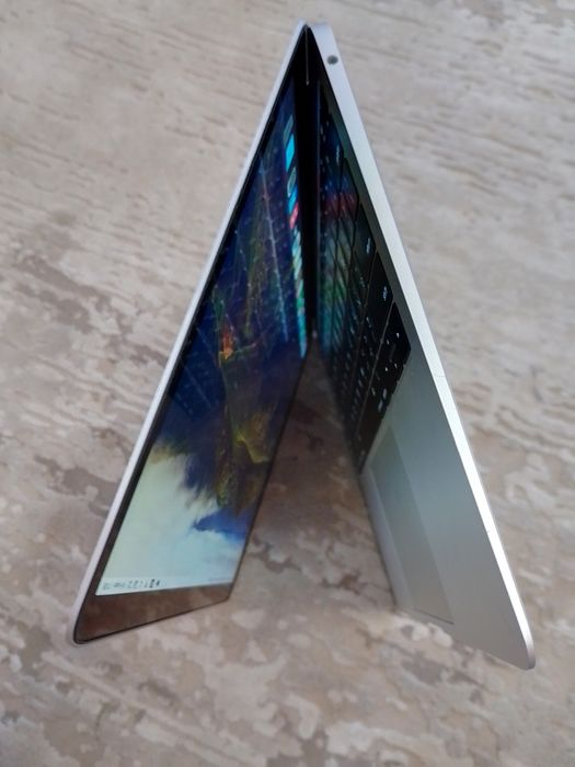 MacBook Air 2020  13"Quad Core i5/8gb/500