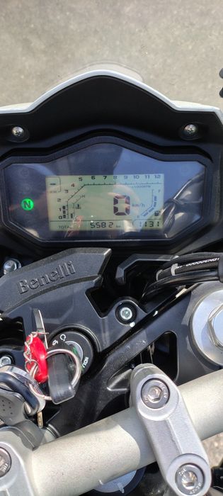 Benelli  Trk  251