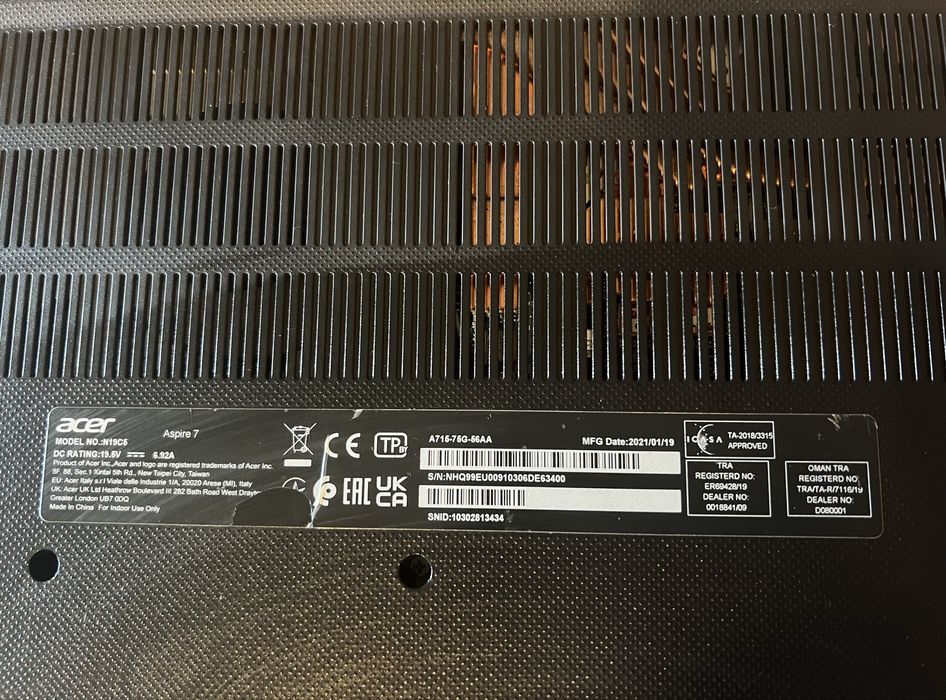 Acer Aspire 7 A715-75G-56AA .Читайте опис