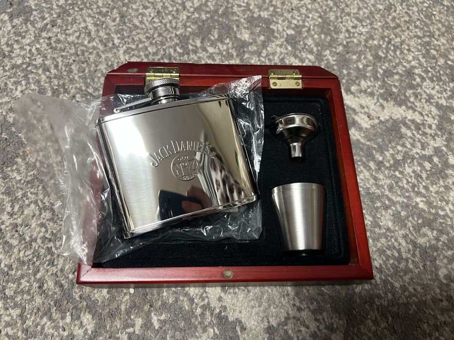 Фляга Jack Daniel's з лійкою і 2 стопки