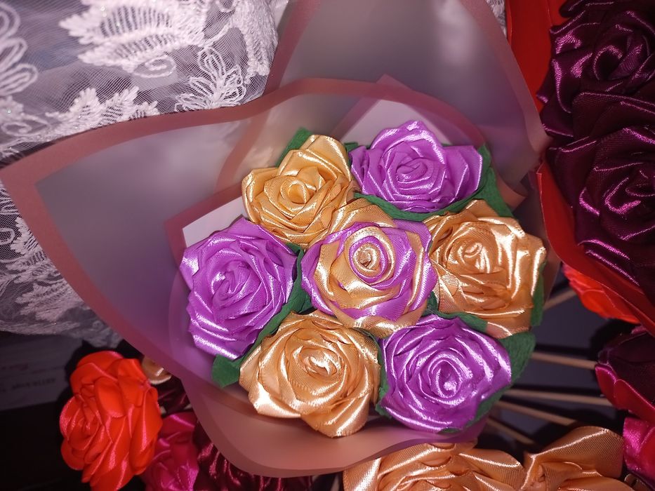 Букети ручної роботи.