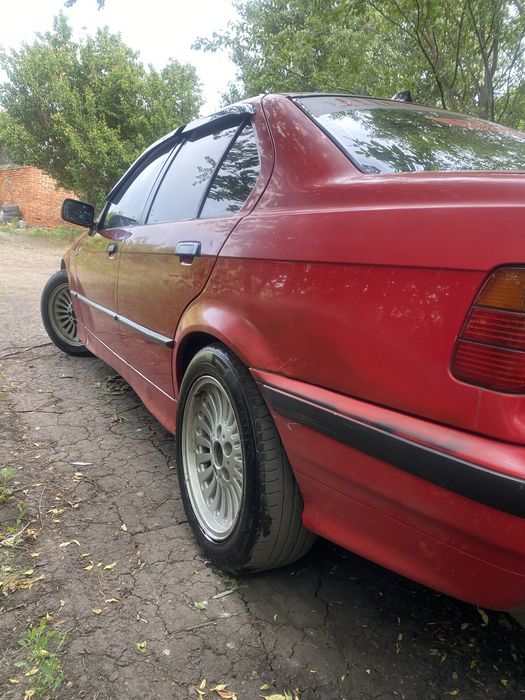 Продам или обменяю!!!BMW E36 1.8i