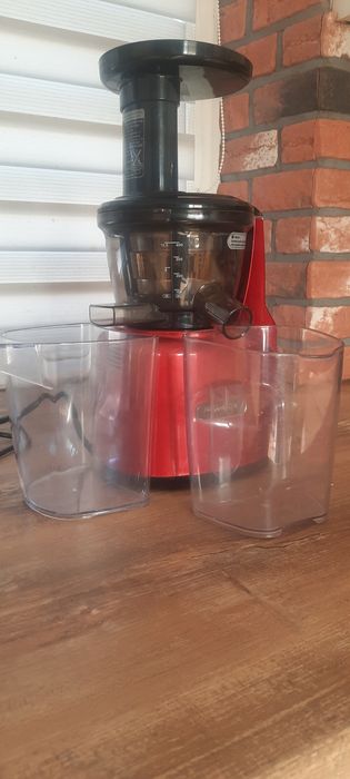 Wyciskarka Kuvings wolnoobrotowa