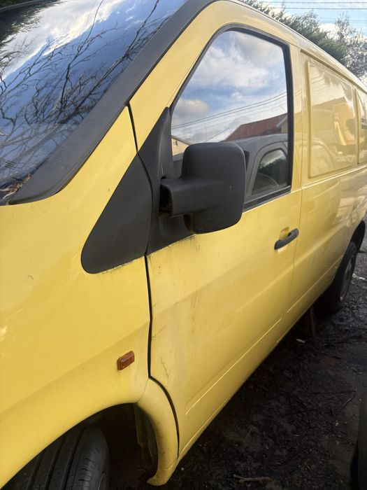 Porta frente esquerda Mercedes Vito W638