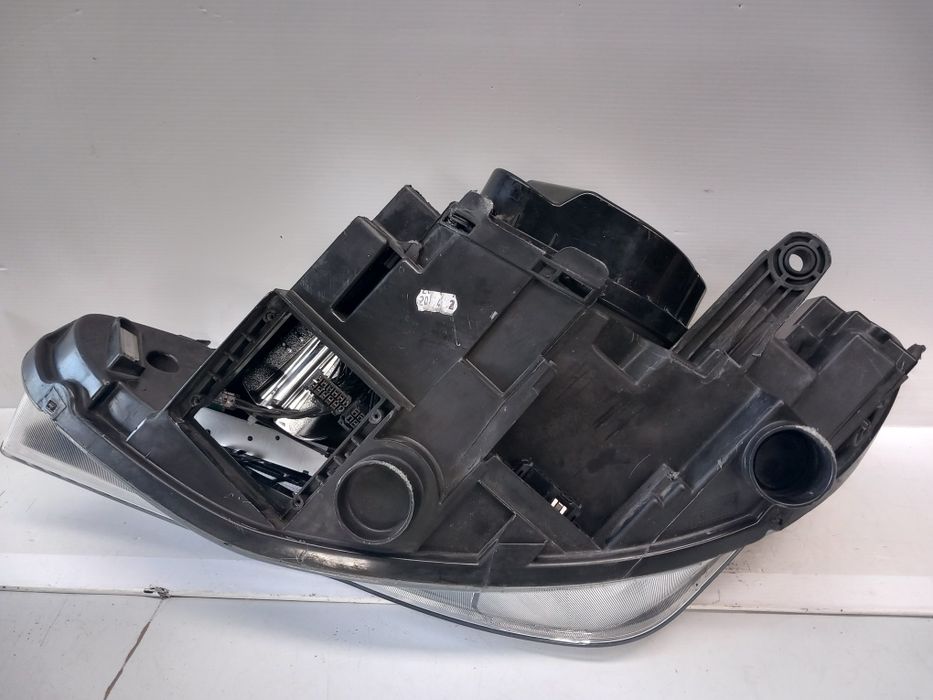 Otica direita Seat Ibiza 6J Xenon