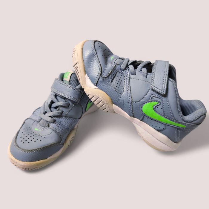 Кросівки дитячі Nike 31р сірі устілка 20см