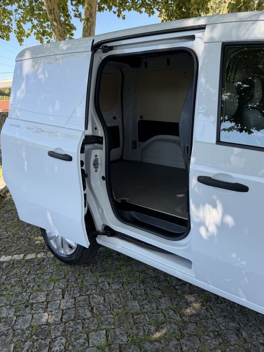 Renault Kangoo 1.5Dci 2023 C/ Iva Dedutivel / 45.000 KMS