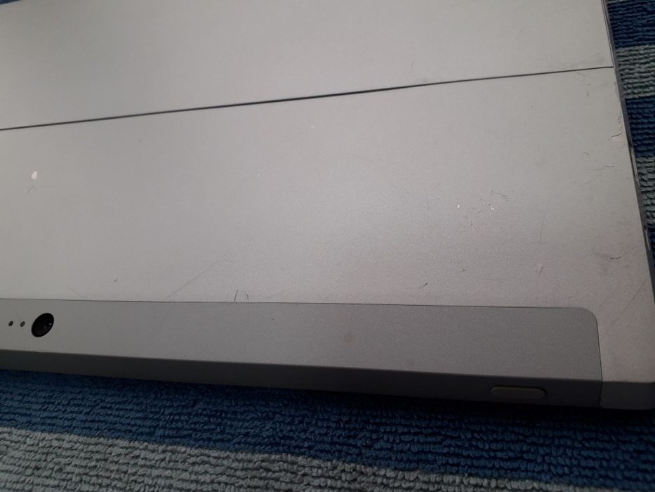 Microsoft Surface RT 32Gb (model 1572)