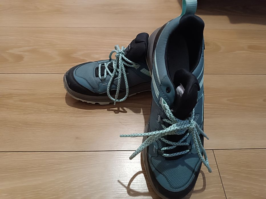 Buty turystyczne damskie