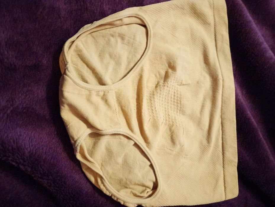 Beżowe ściągające modelujące