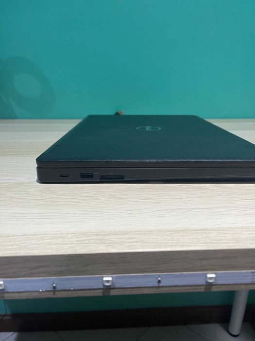 Dell Latitude 5580 – i5, 8GB RAM, SSD 256GB