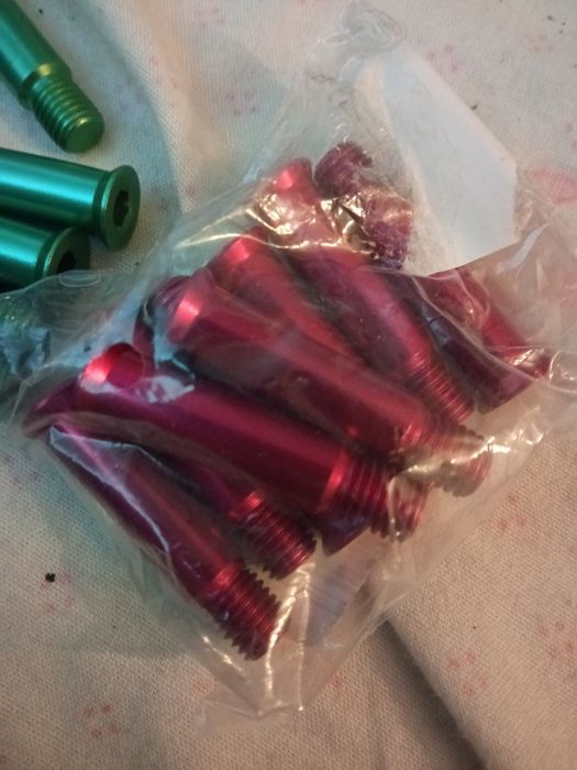 Parafusos para skate