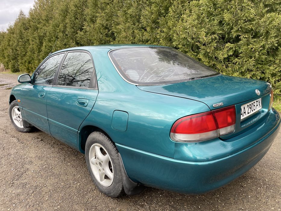 Mazda 626 1.8 бензин