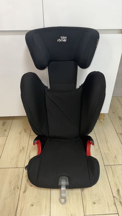 Продам автокрісло Britax romer SL
