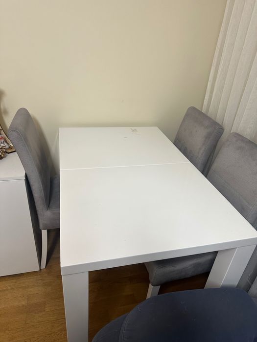 Stół rozkladany 110/150 x 70 z krzesłami