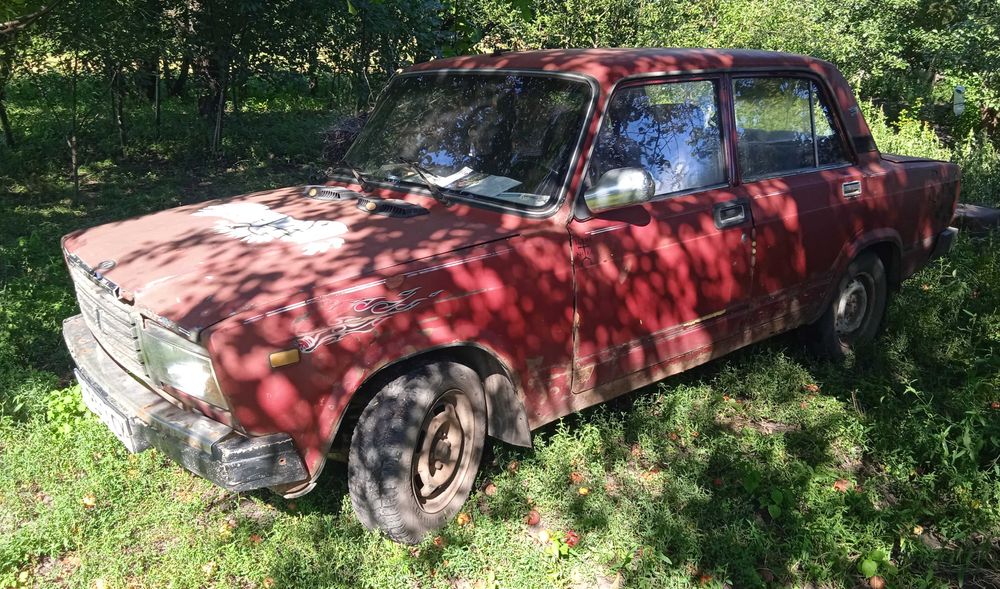 ВАЗ 21074 1987 р.в. червоний фаркоп газ пропан бензин на ходу димить
