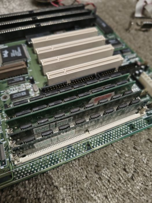 Reteo płyta główna socket 7 z Intel Pentium 1 + ram i dodatki