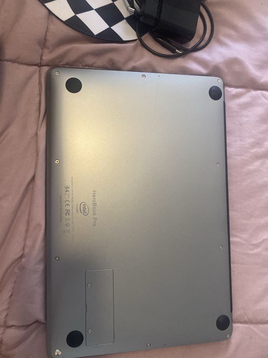 Portátil Chuwi 238gb 8ram Intel