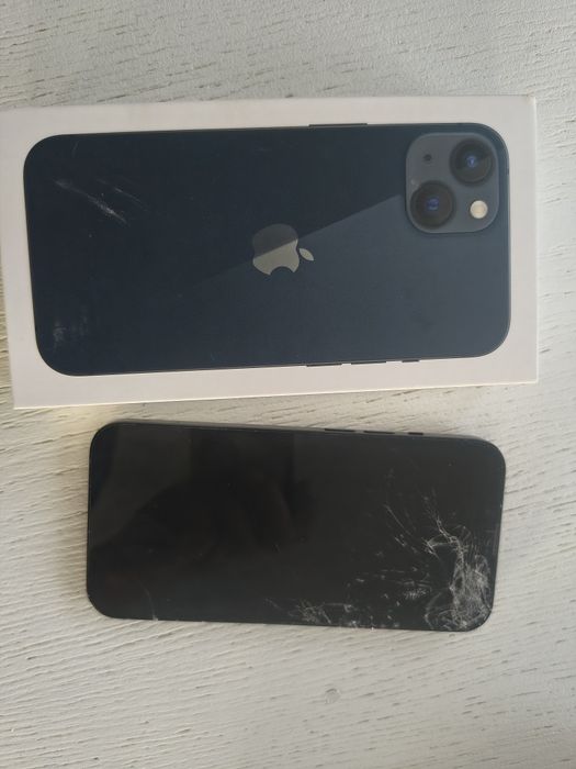 Uszkodzony iPhone 13 128gb